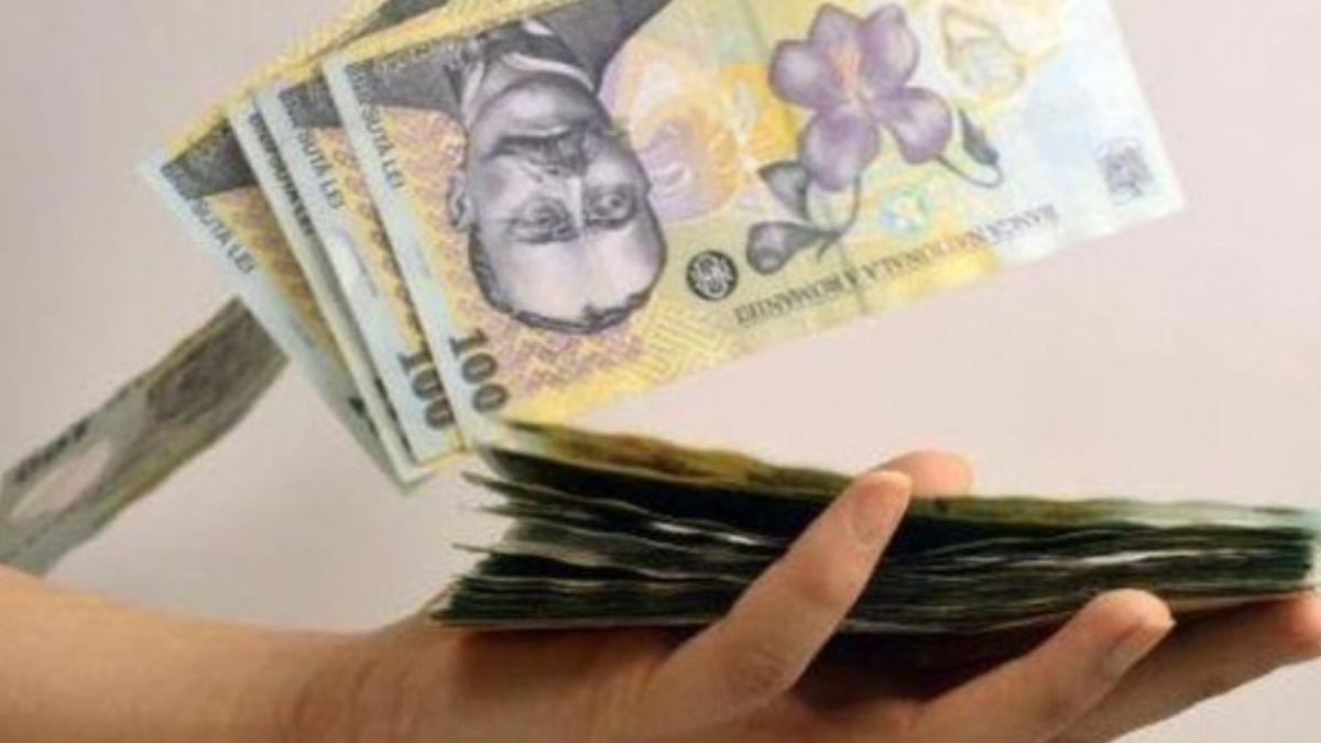 cum va evolua moneda nationala pana la sfarsitul anului avertismentul analistilor financiari