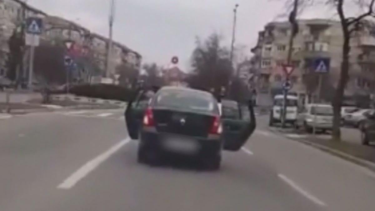 imagini incredibile in bihor cum a fost surprins un sofer pe un drum public video