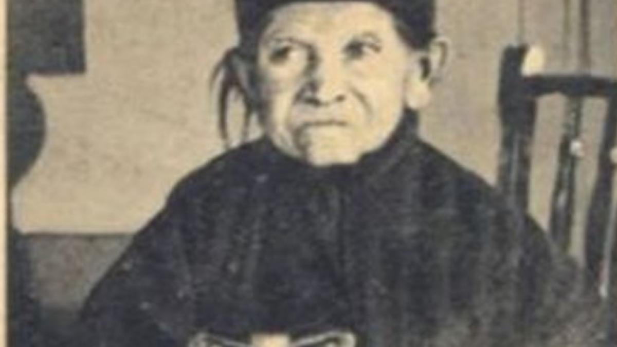 acesta a fost cel mai scund roman din istorie multi romani veneau la el ca sa se inchine