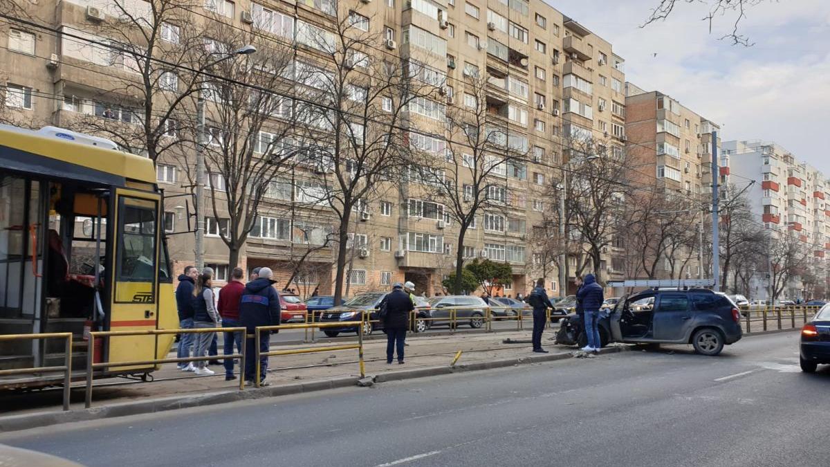 accident in bucuresti linia de tramvai 41 a fost blocata