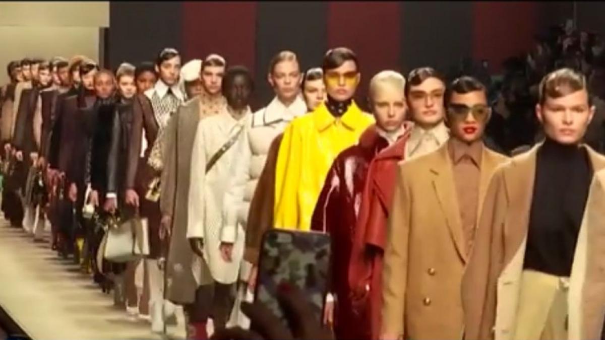 numai de bine ultima colectie fendi semnata de karl lagerfeld