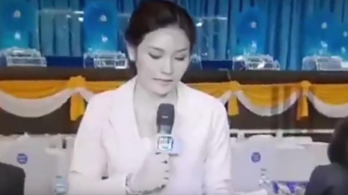 prezentatoare tv atacata de o femeie in timpul unei emisiuni live