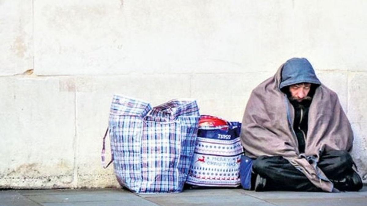 un barbat de 73 de ani sufera de cancer si locuieste pe strazi gestul impresionant al unor
