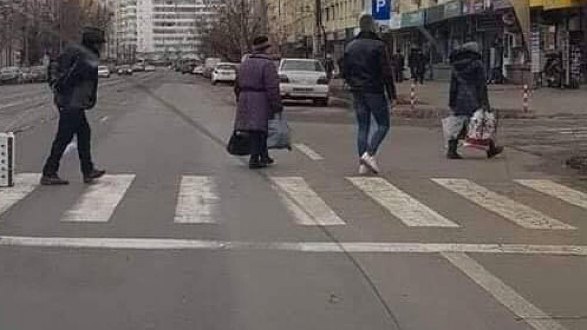 adolescenta de 14 ani lovita de o soferita pe trecerea de pietoni