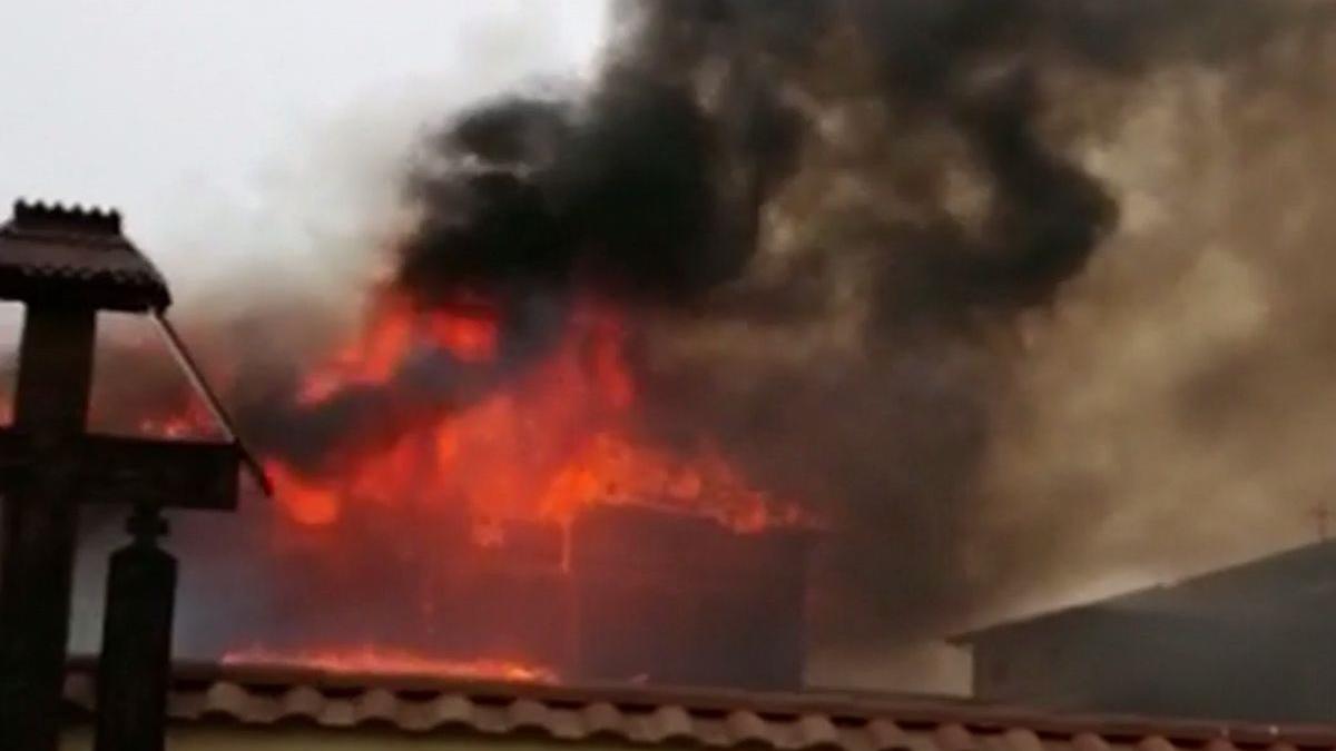 incendiu puternic la o manastire din constanta