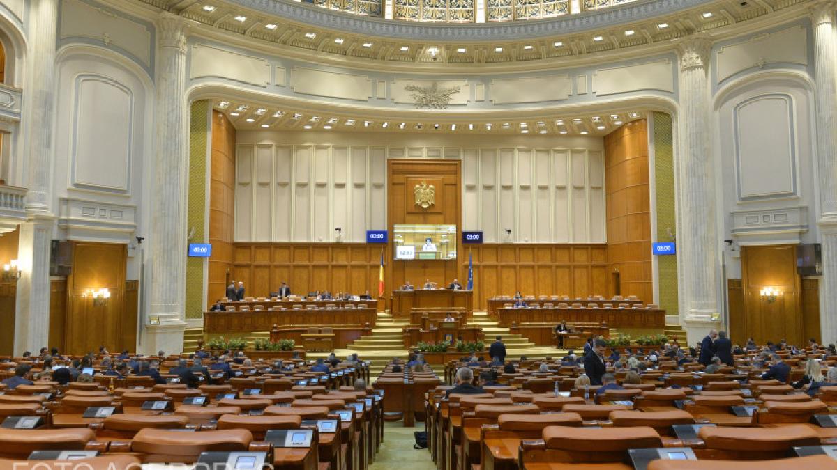 parlamentul a decis cand va fi reexaminat proiectul de buget retrimis de presedintele iohannis