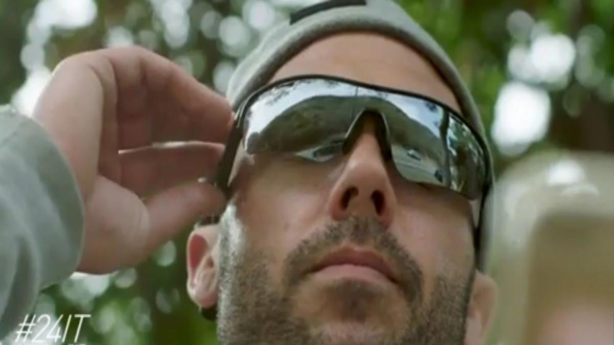 24 it ochelarii de soare care tin loc de casti