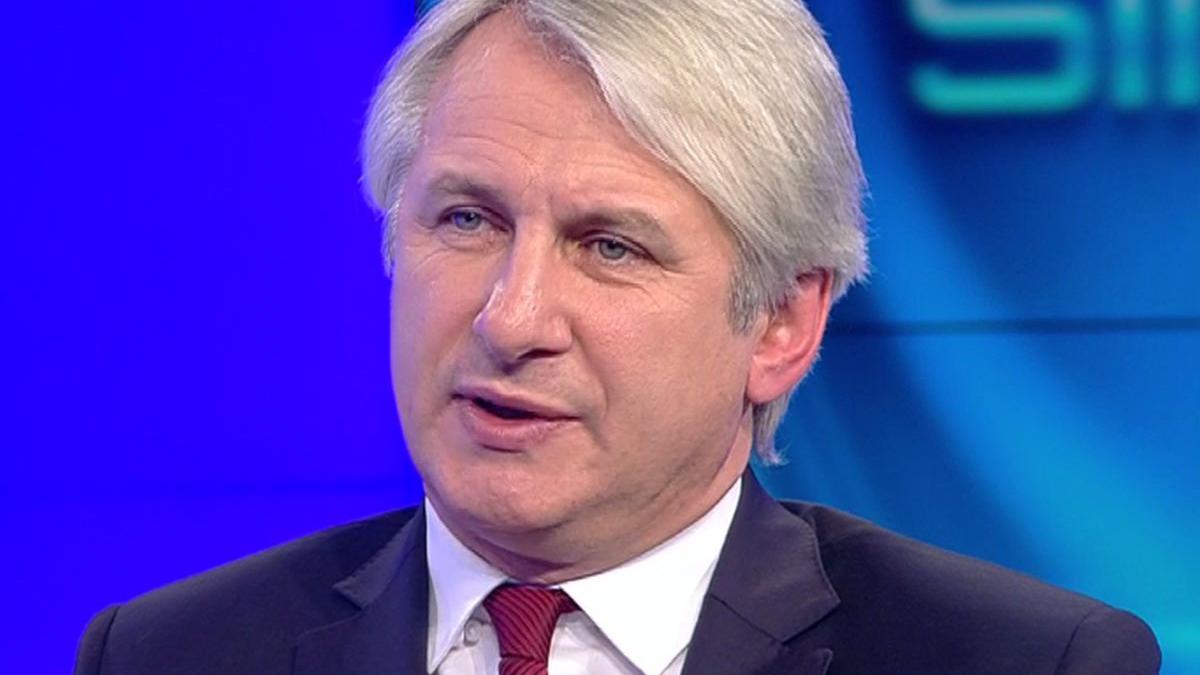 iohannis obligat sa promulge bugetul pe 2019 ministrul finantelor a fost o mare bataie de joc