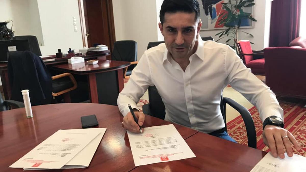 claudiu manda a strans semnaturile pentru candidatura la europarlamentare