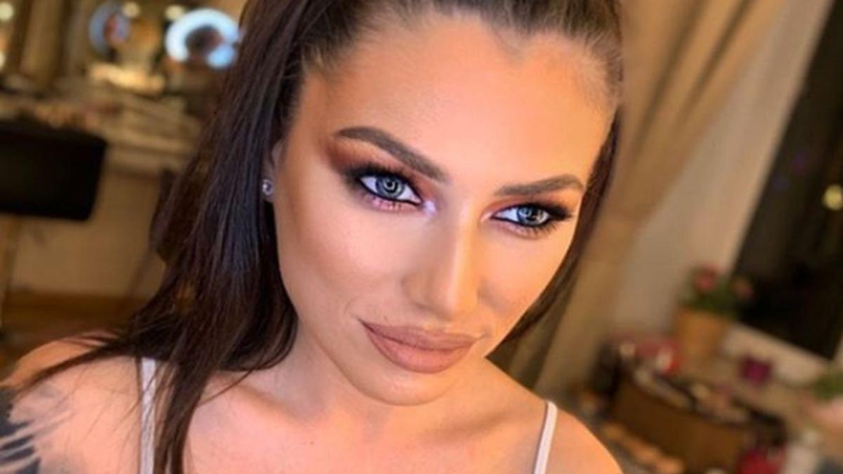 roxana vancea si a facut prima operatie estetica