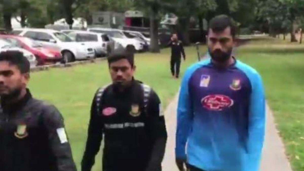 atac noua zeelanda o cunoscuta echipa de crichet a scapat ca prin minune din tragedia care a rapit