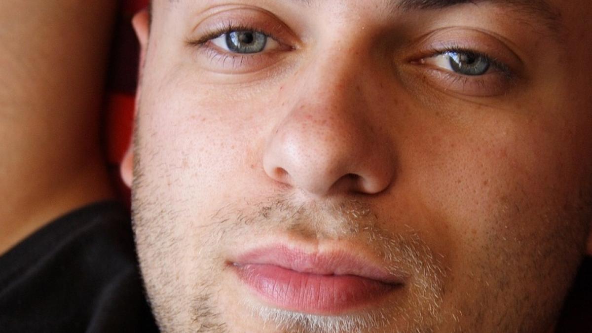 barbatul din braila era convins ca sotia sa il insala asa ca a vrut sa fie sigur a instalat o