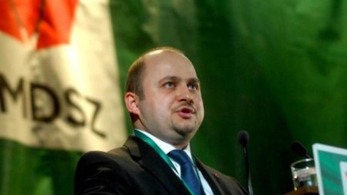 cum a sfidat senatorul fugar politia si procurorii