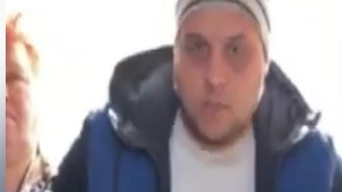 circula luni cu tramvaiul 32 din bucuresti cand a vazut doi controlori in actiune cand si a dat