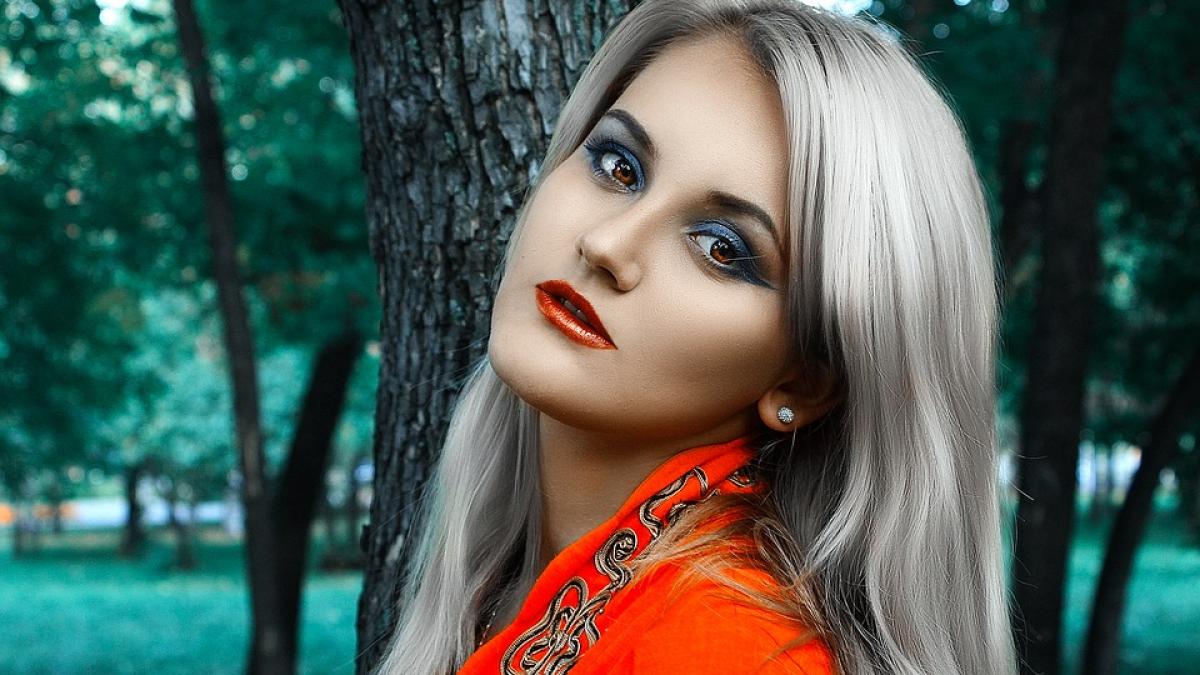 e adevarat ce se spune despre femeile cu buze subtiri trase in jos la colturi