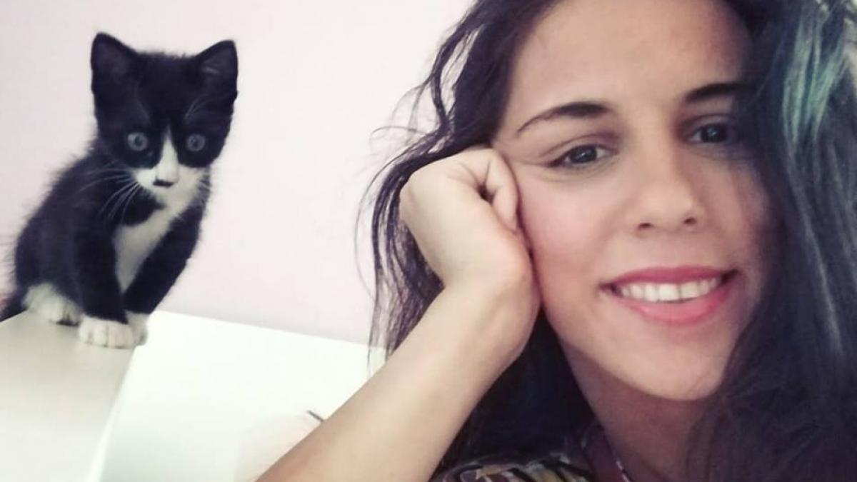 nicoletta e o tanara frumoasa din romania adoptata de o familie de italieni sambata seara a iesit