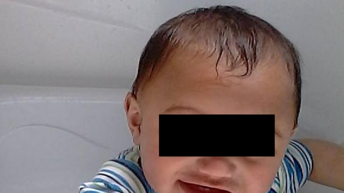 un bebelus a murit dupa ce a fost uitat de parinti in masina descoperirile socante facute de medici