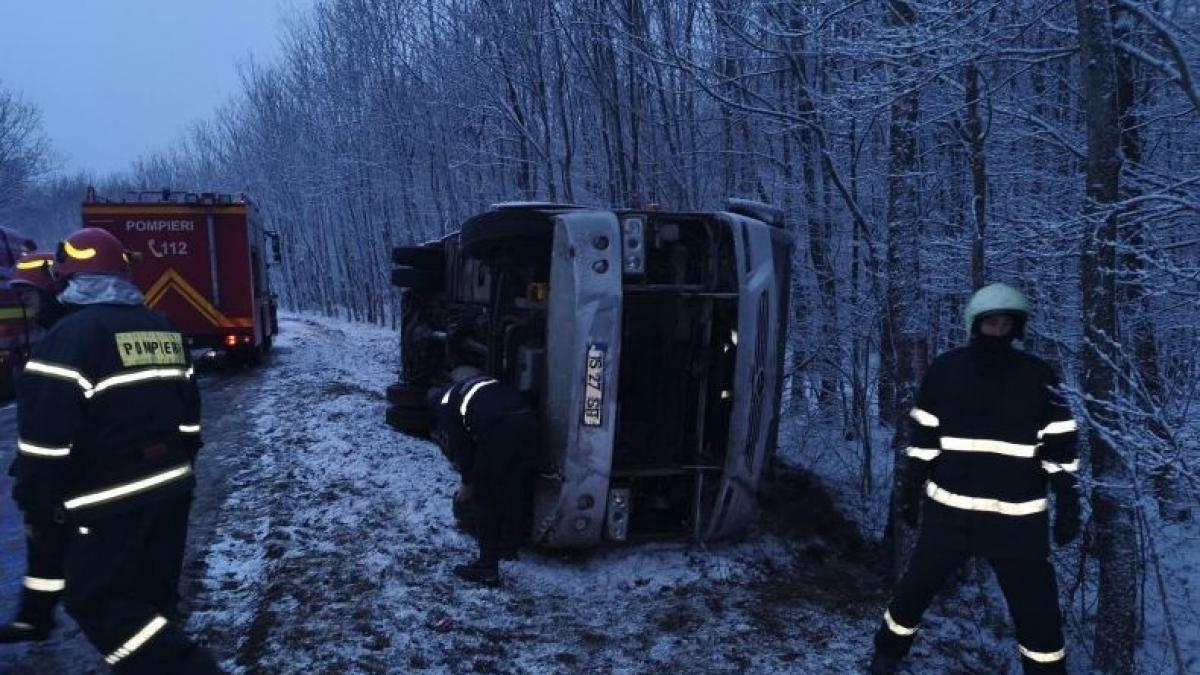 planul rosu de interventie activat in iasi pentru un accident de microbuz 23 de persoane au fost