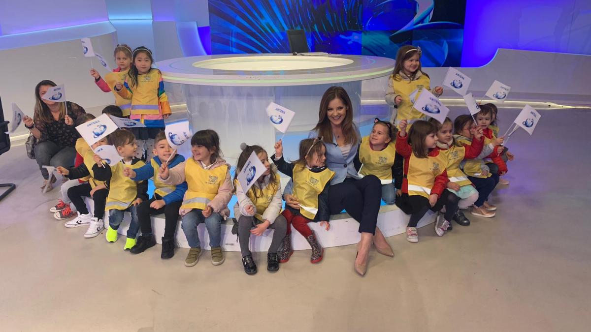 viitorii jurnalisti in vizita la antena 3 si antena 1