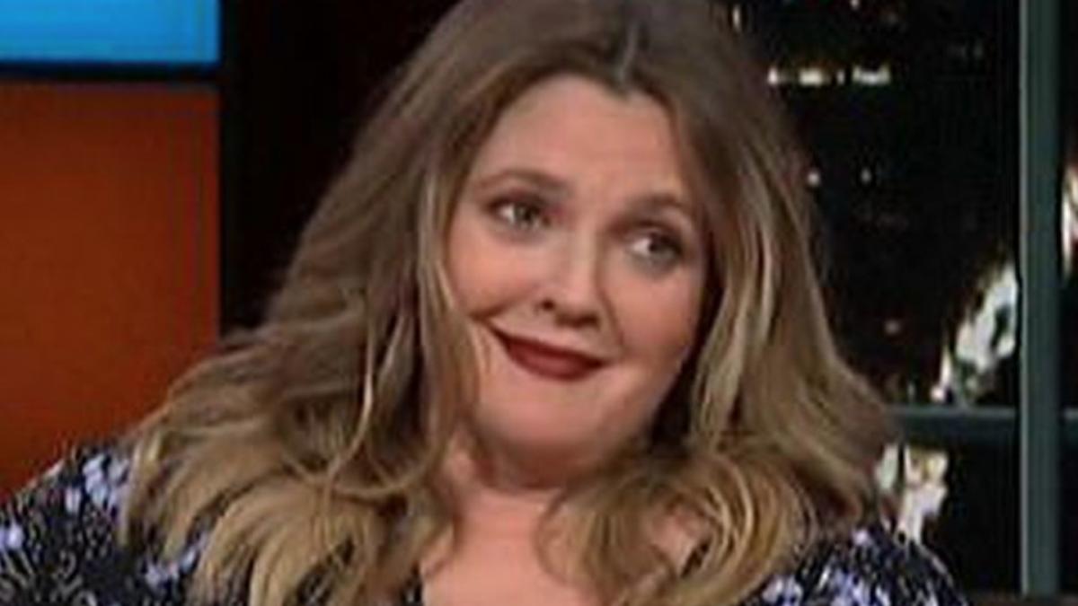 ce s a ingrasat drew barrymore actrita e de nerecunoscut la 44 de ani