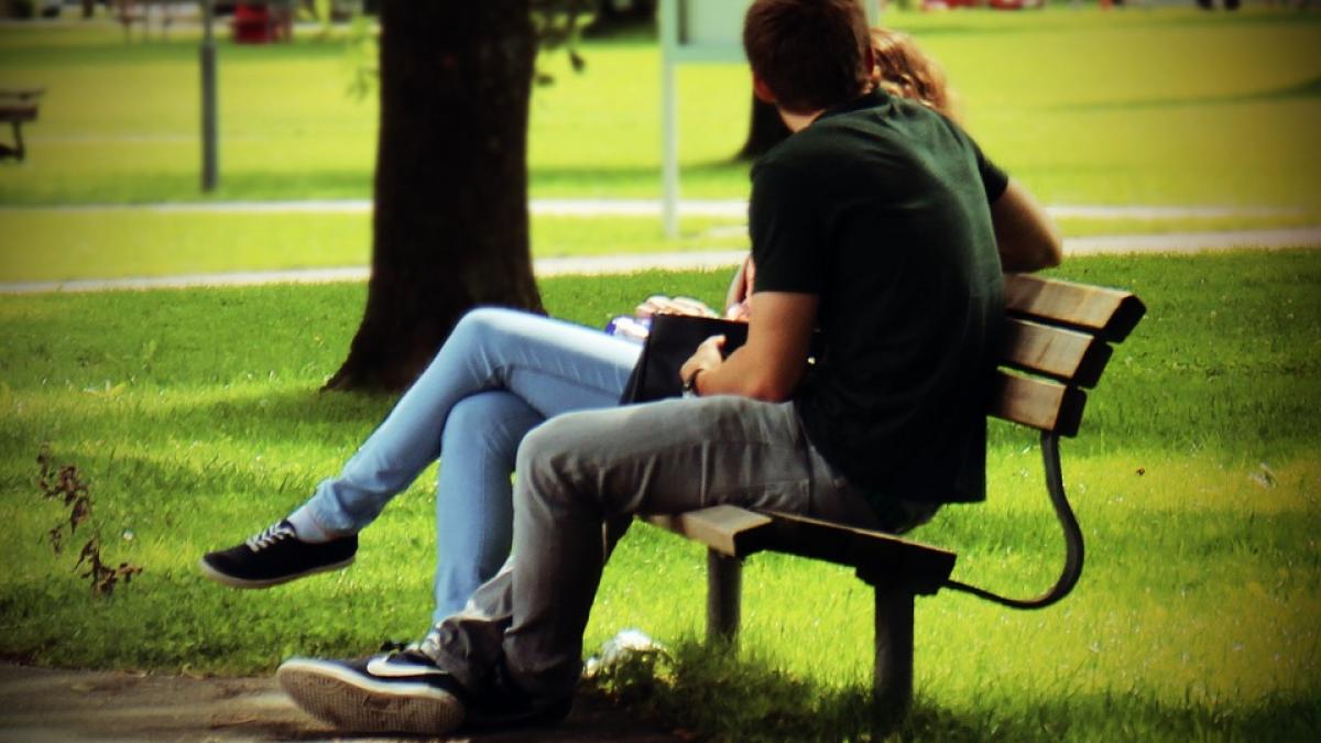 gheorghe era un cuceritor iar femeile ii cadeau in plasa rand pe rand niciuna nu avea nici cea mai