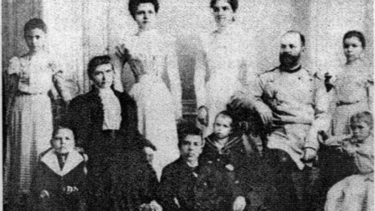 povestea extraordinarei familii de romani care a uimit lumea din zece copii cinci sunt catalogati