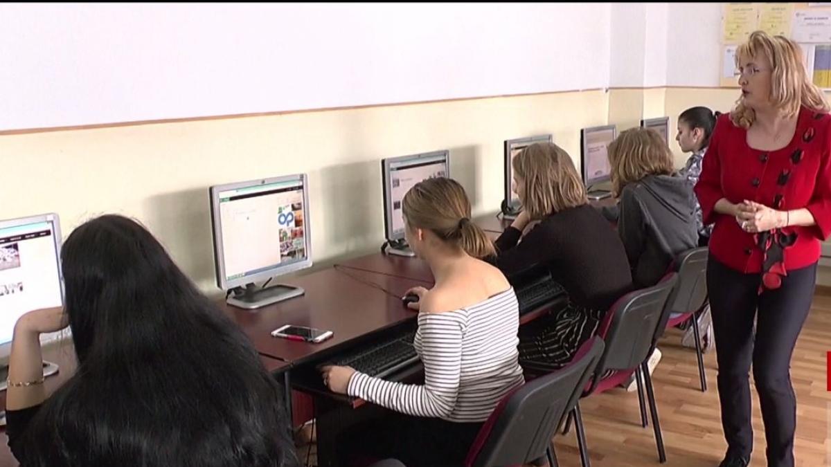 premiera in romania singurul profesor din romania ales de microsoft