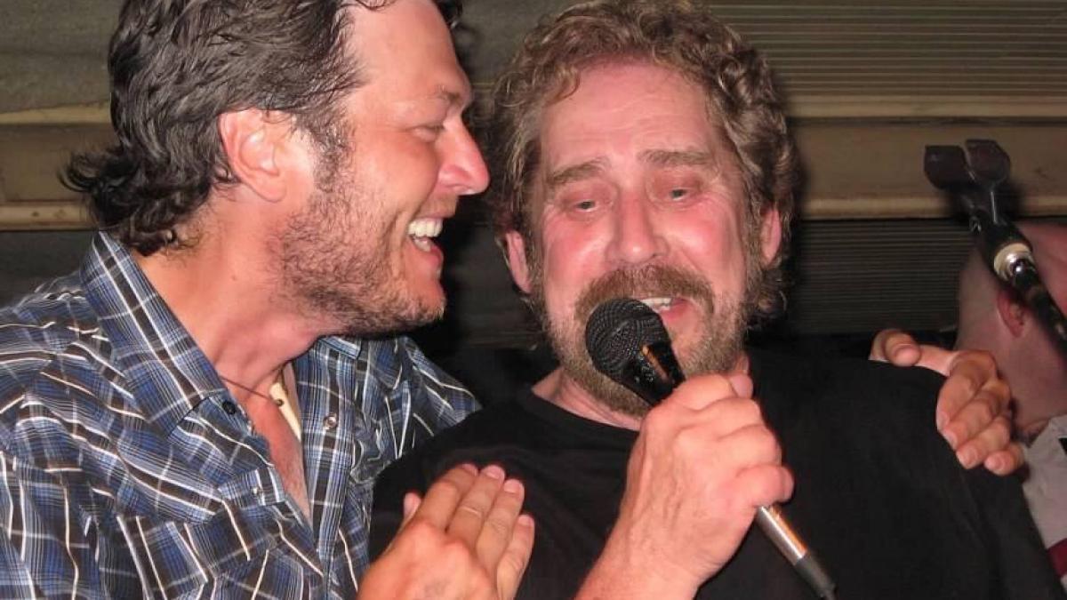 un celebru cantaret de country s a stins din viata