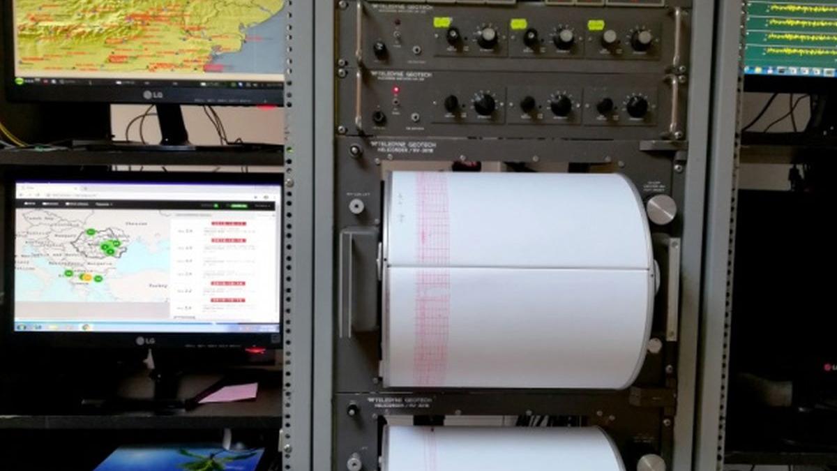 alerta in indonezia avertizare de tsunami dupa seismul cu magnitudinea de 7 grade