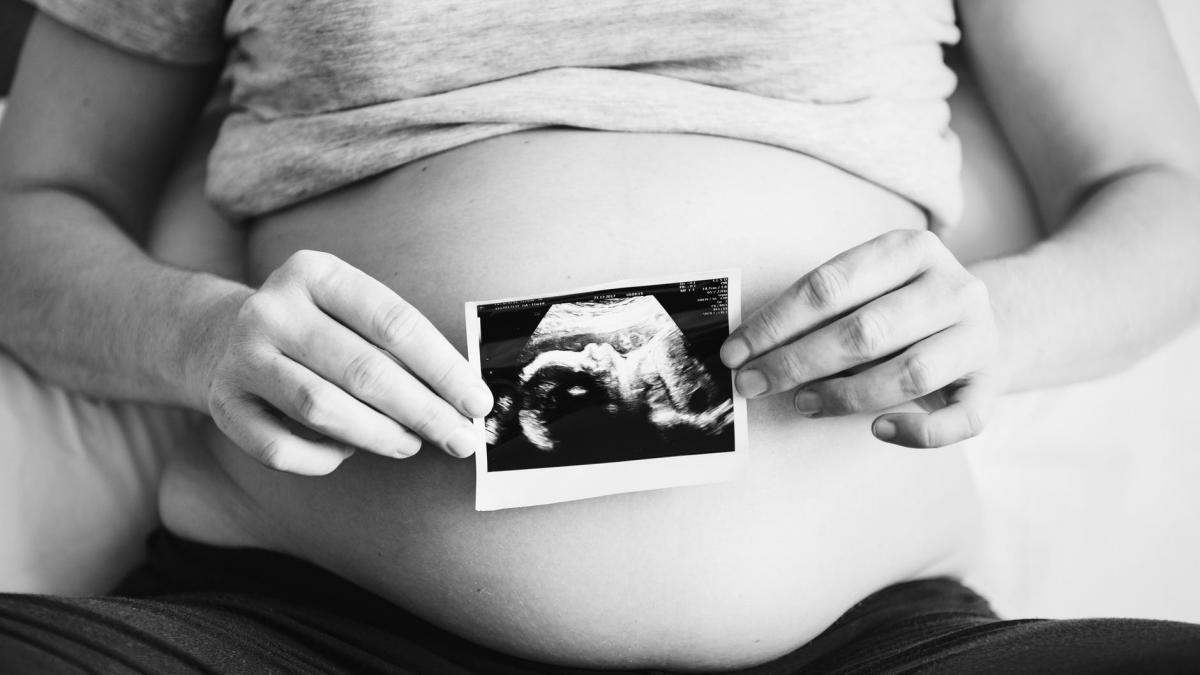 incredibil unele femei chiar daca sunt infertile pot concepe copii cum este posibil