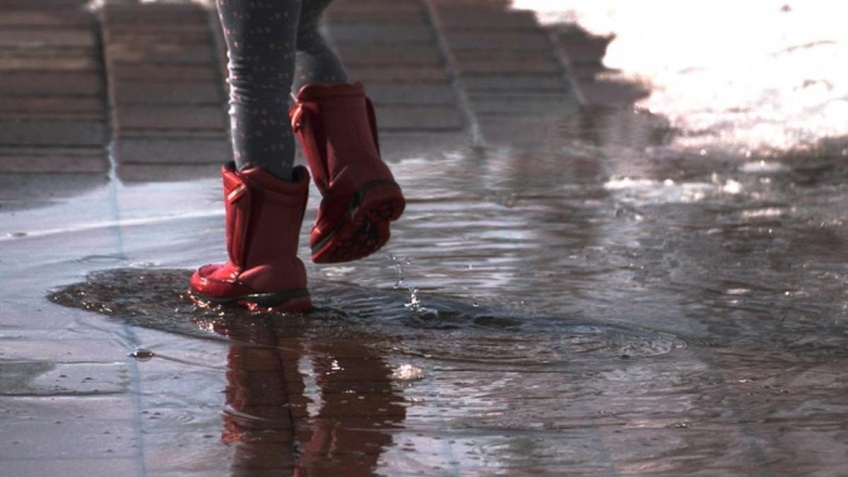 vremea ploi abundente in toata tara in acest weekend