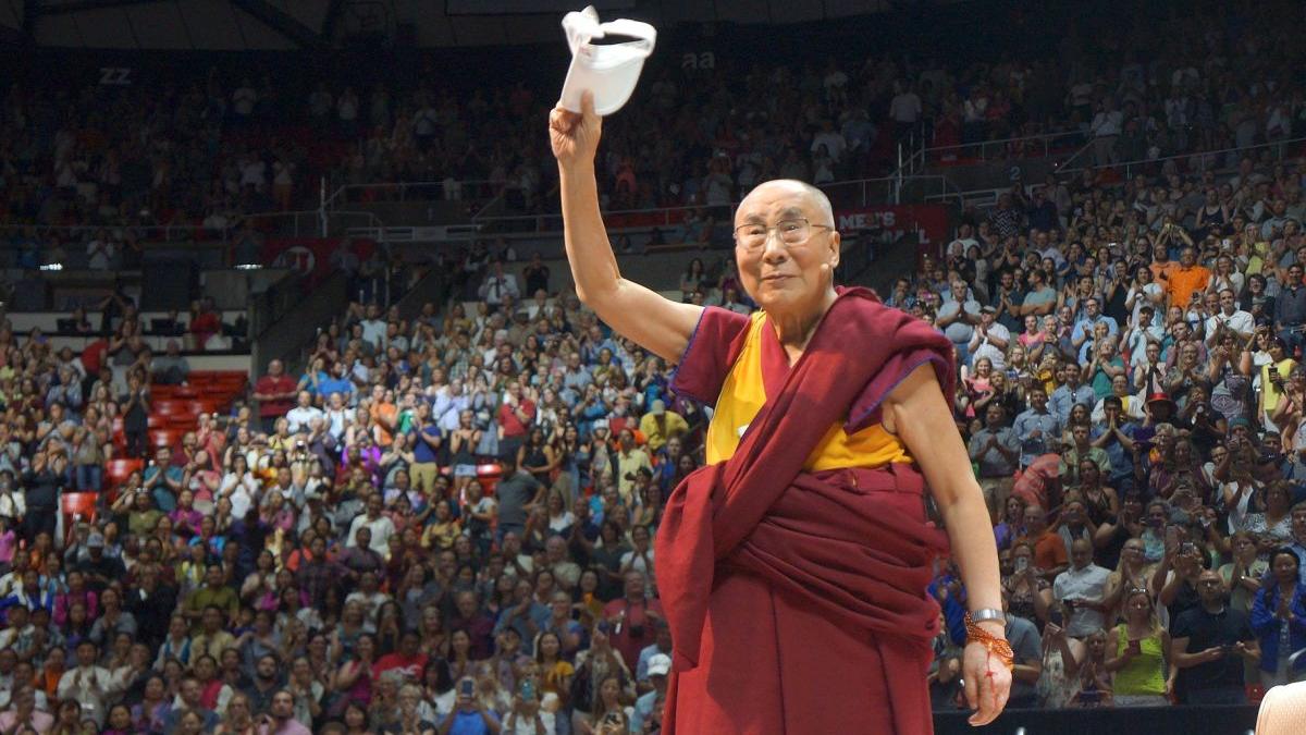 dalai lama a iesit din spital care este starea de sanatate a liderul spiritual