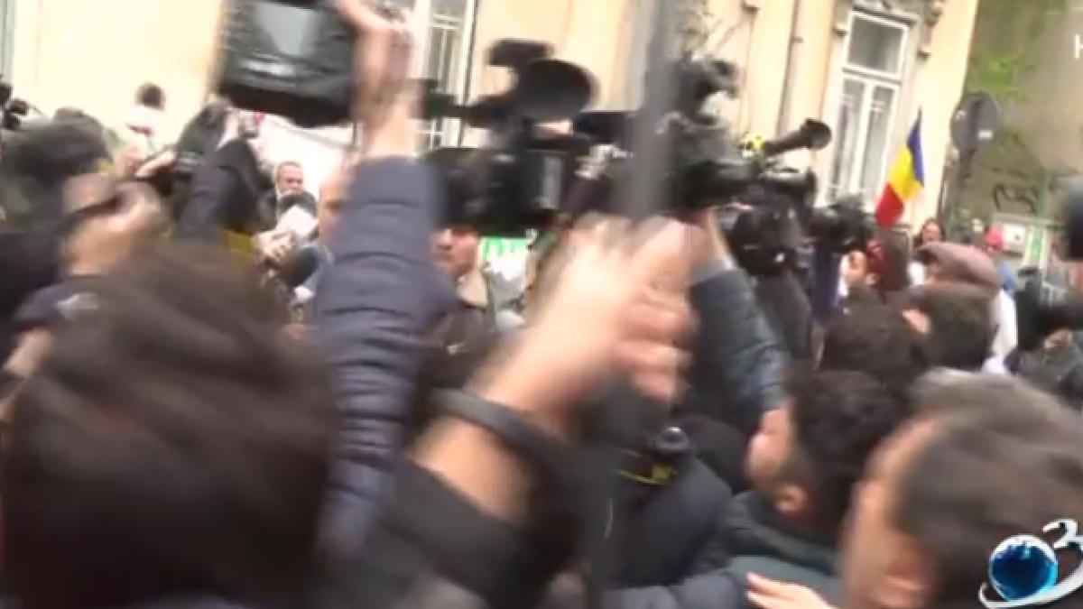 cum a intrat liviu dragnea la inalta curte dimineata video