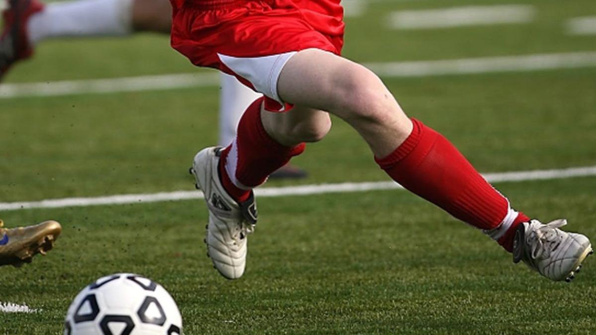 impuscaturi inaintea unui derby la fotbal zeci de persoane au fost ranite