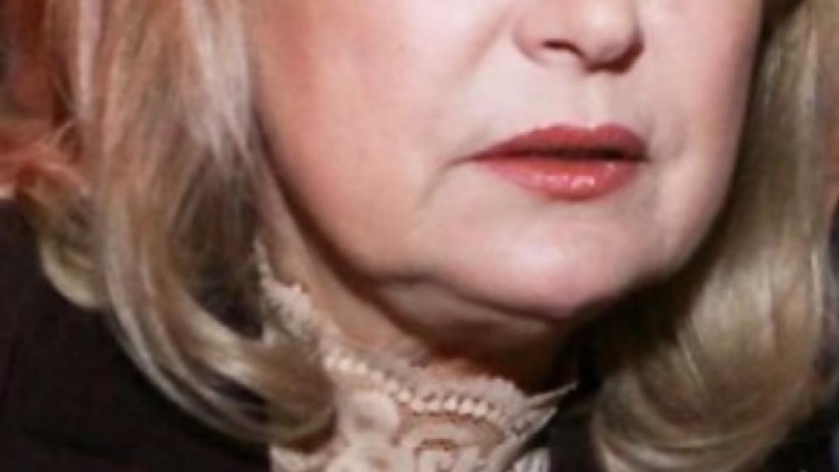 una dintre cele mai indragite actrite din romania a facut avort pe scena