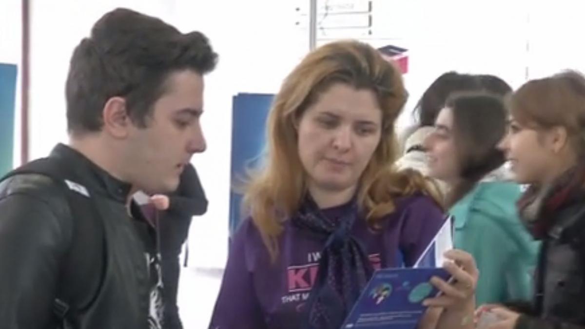 targ de joburi pentru studentii de la ase