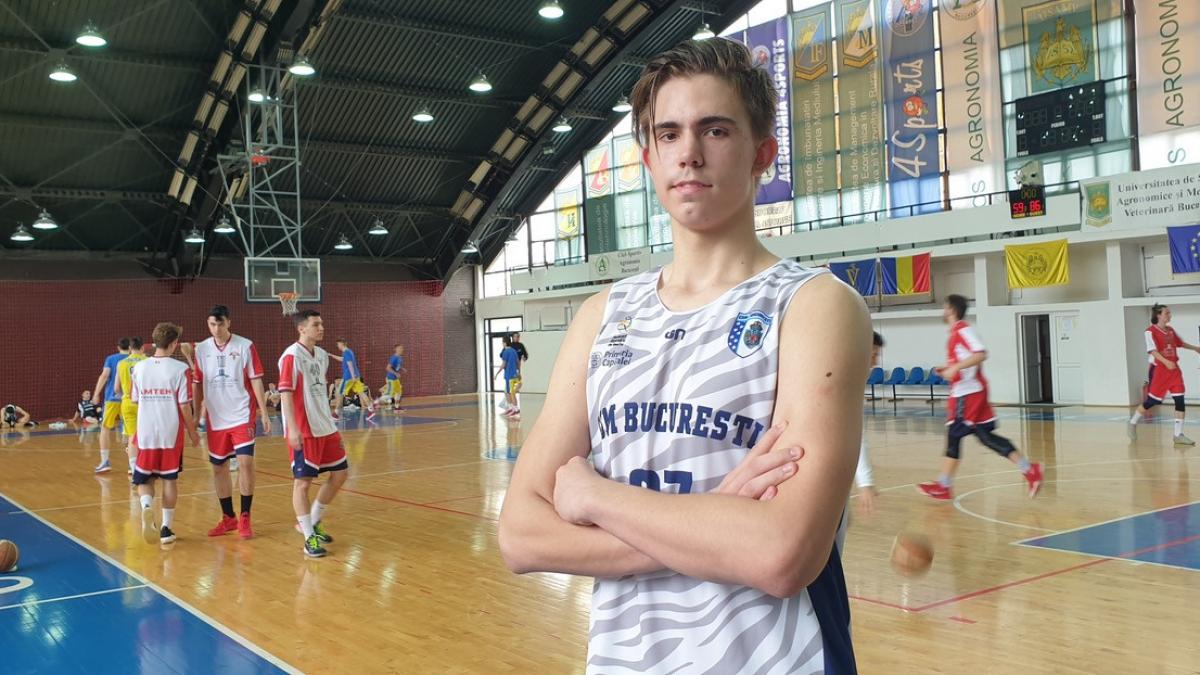 arnold baschetbalistul surdo mut care vrea in nba