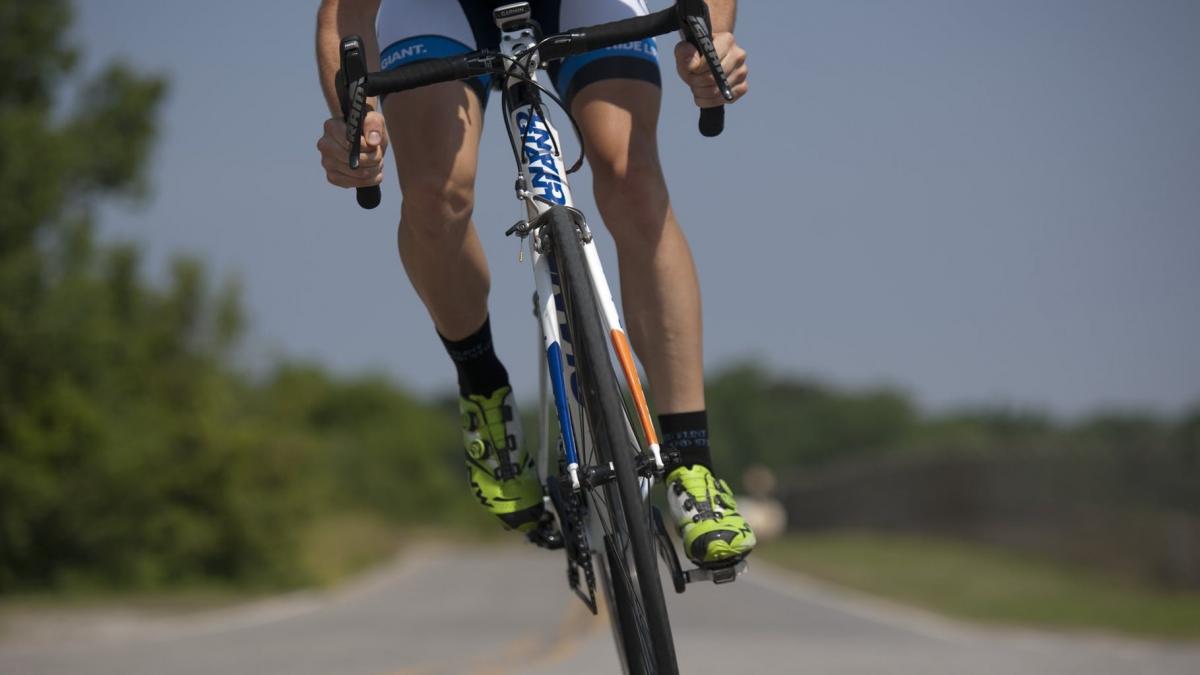 totul era perfect si eram foarte fericit dar dupa o plimbare cu bicicleta viata tanarului s a