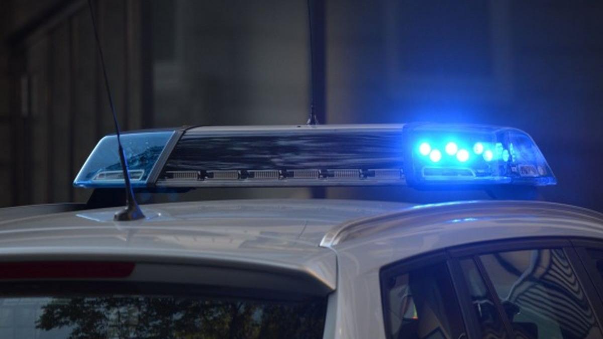 un barbat din mehedinti s a spanzurat in fata portii casei in care locuia familia sa e in stare de