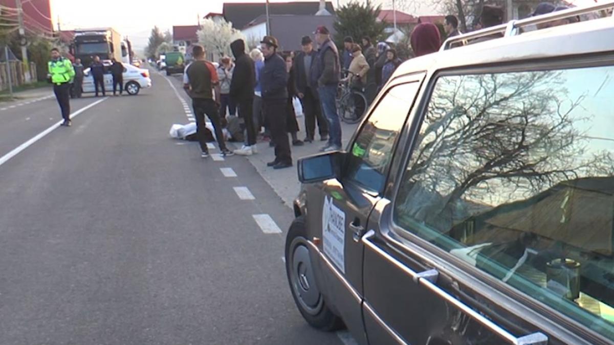 accident mortal in suceava o femeie a fost lovita violent de masina dupa ce a traversat