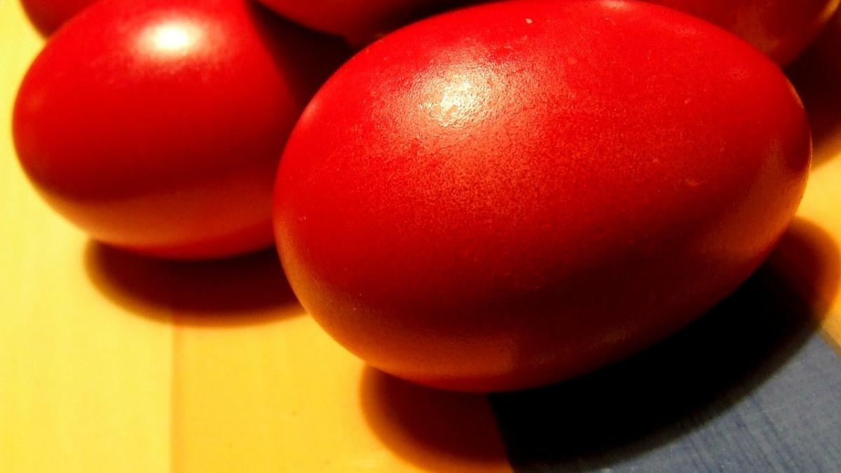 paste 2019 ce sa pui in apa cand fierbi ouale ca sa se decojeasca usor la masa de paste