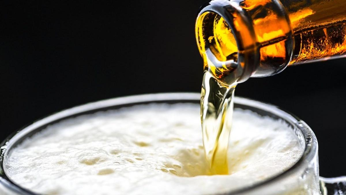 caz incredibil petrecut in alba a luat o bere fara acordul barmanitei si a fost condamnat la