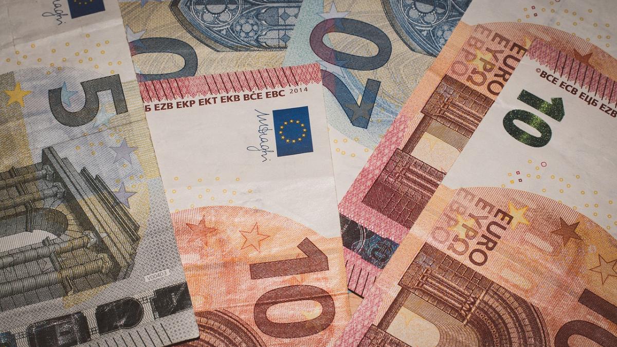 curs valutar ce se intampla astazi cu euro