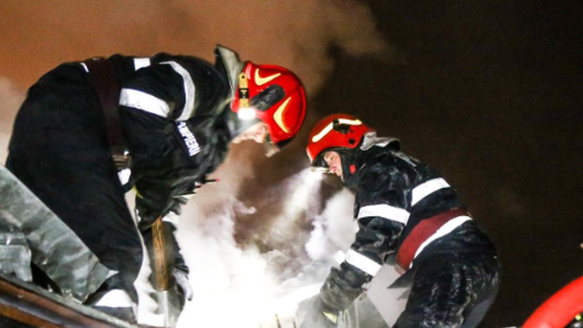 incendiu urias la o fabrica din timisoara sute de persoane s au autoevacuat