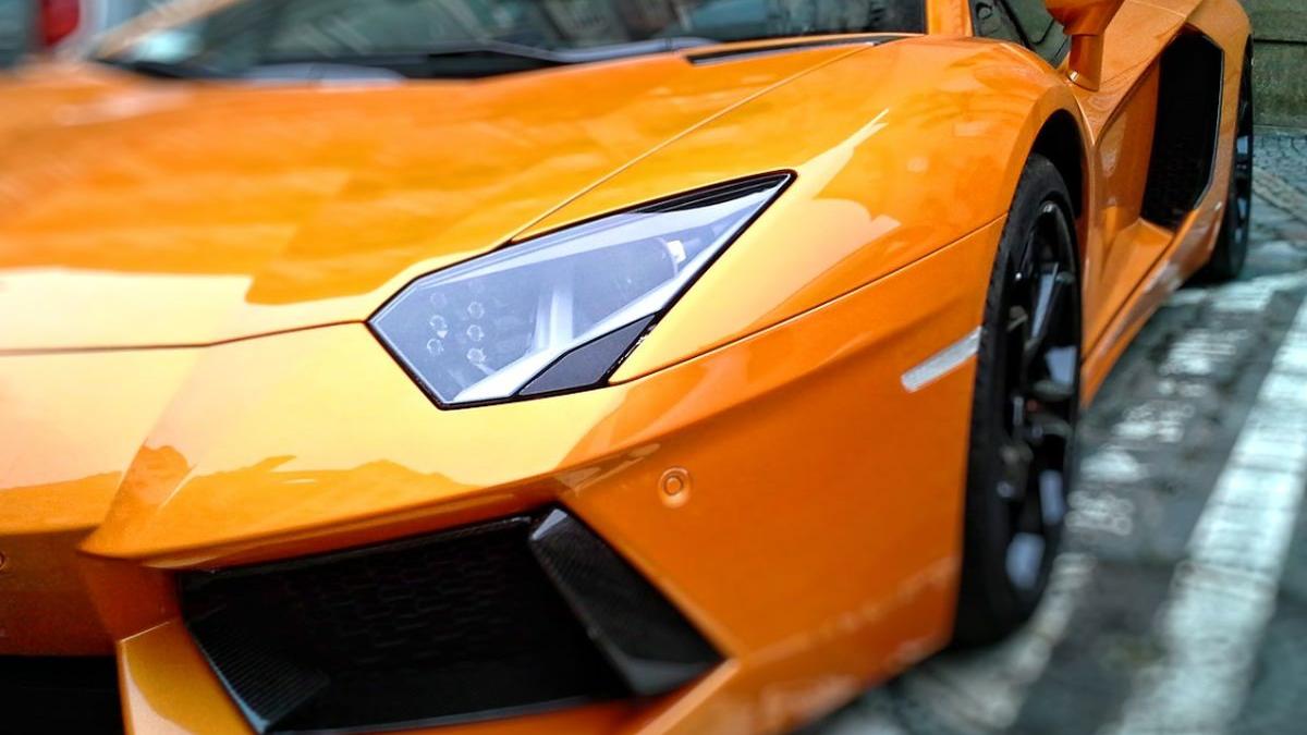 caz incredibil la timisoara angajati acuzati de furtul unor matrite lamborghini le au vandut la