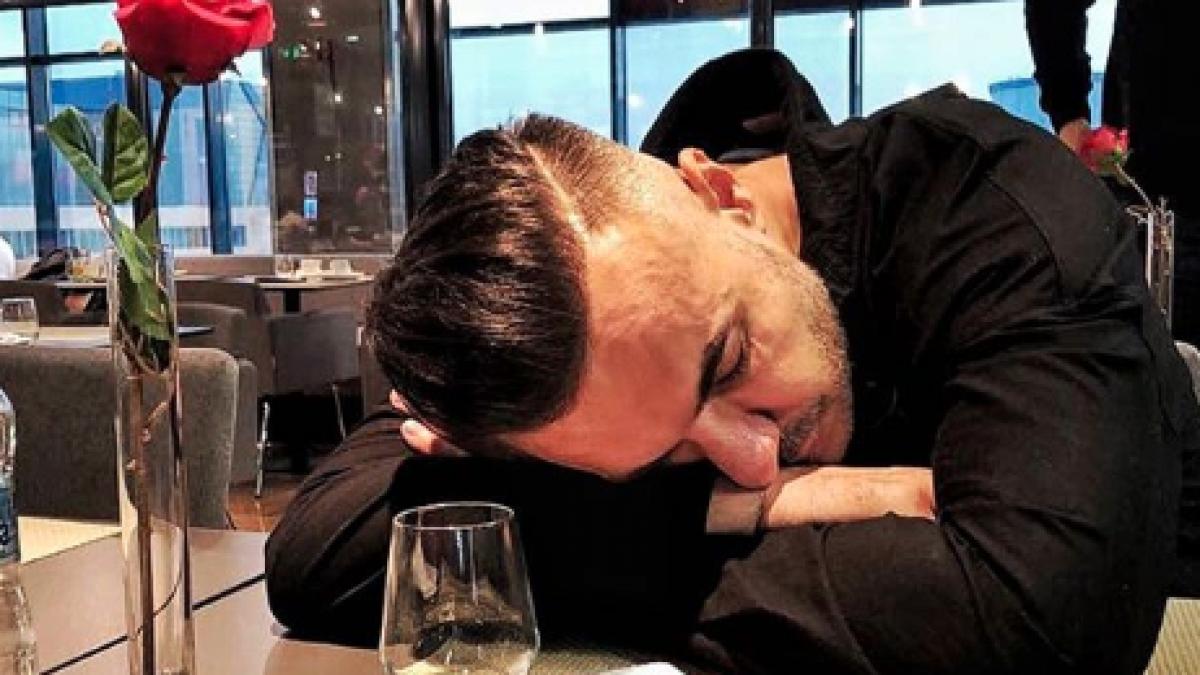 reactie incredibila la inmormantarea lui razvan ciobanu o femeie a inceput sa tipe tare ei l au