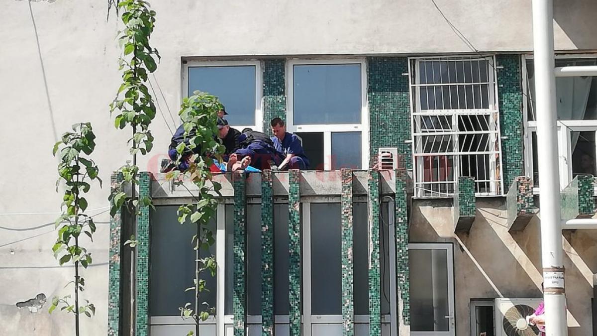 scene socante surprinse in craiova un pacient al spitalului de urgenta a fost filmat cand s a