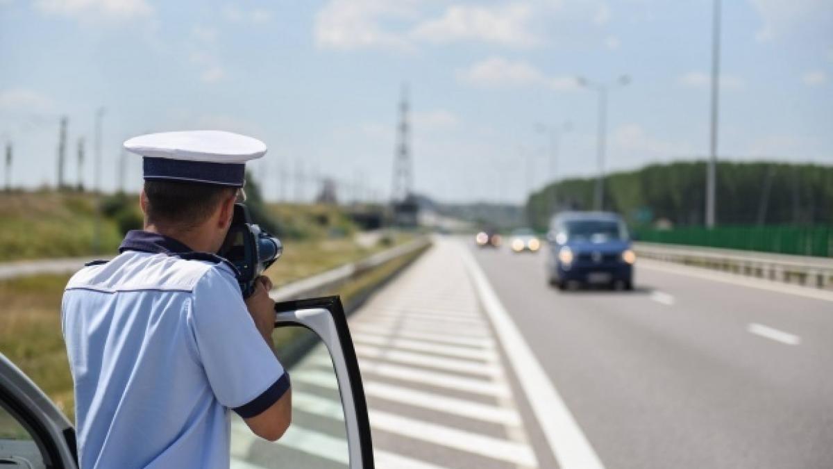 soferii scapa de radarele camuflate in masini obisnuite