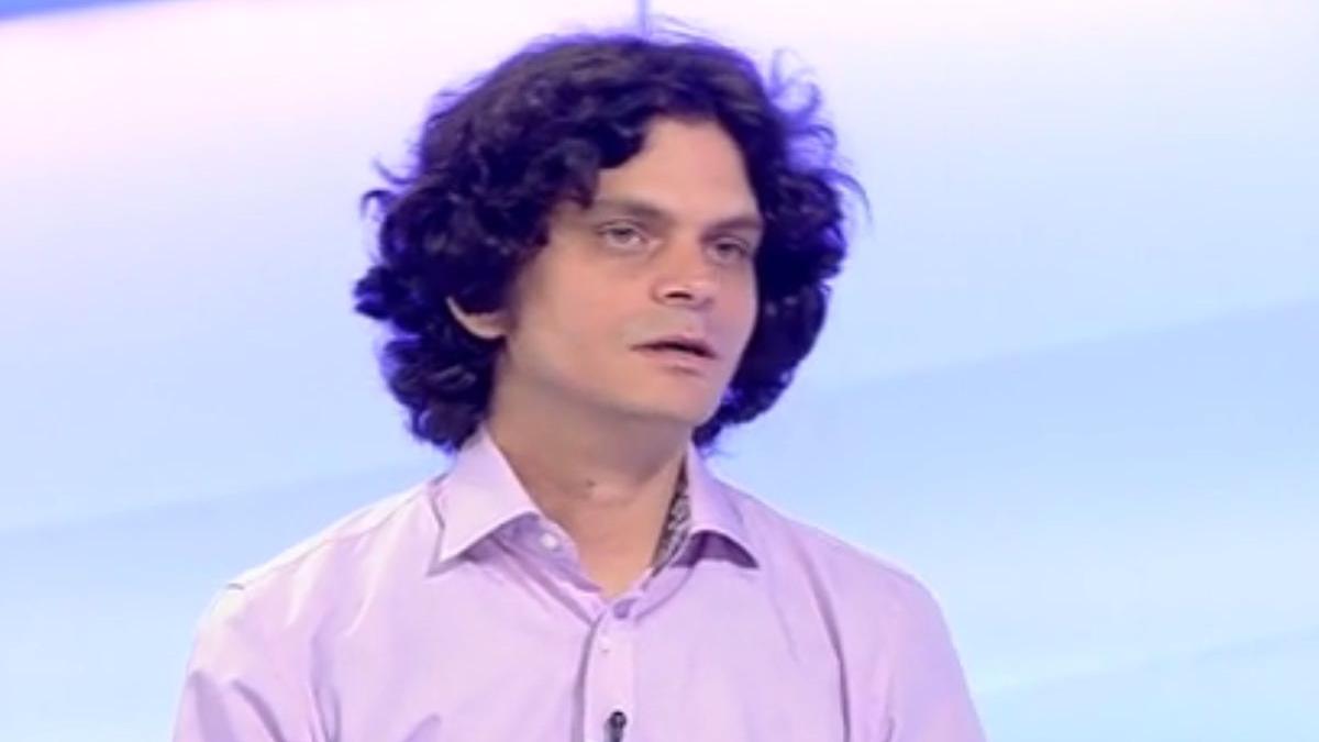 acest tanar crescut in centrele de plasament ne ofera un exemplu minunat de omenie afla povestea lui