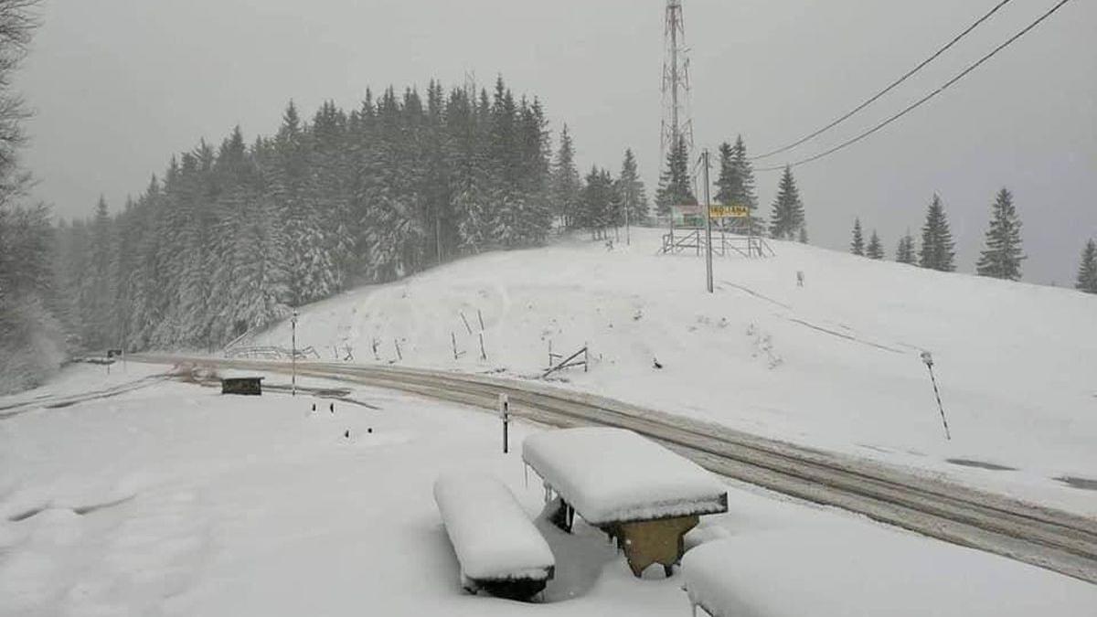 iarna s a intors zapada in toata regula in luna mai locul unde ninge ca n povesti